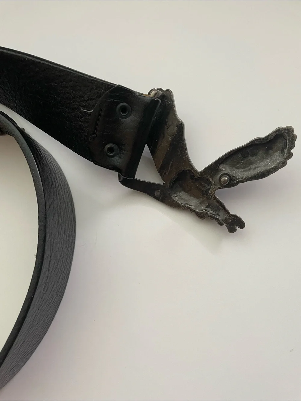 Vintage GAP Black Leather Belt with Dark Brass Toned Eagle Buckle, size 34